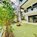 Nadia's White Loft Patras