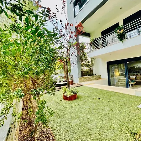 Nadia's White Loft Patras